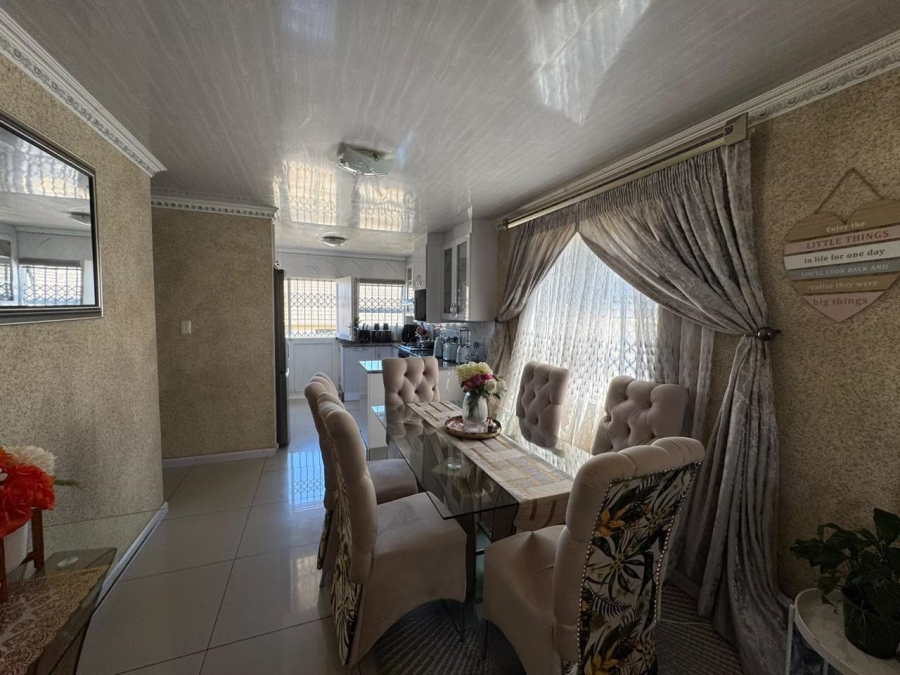 3 Bedroom Property for Sale in Amalinda Eastern Cape